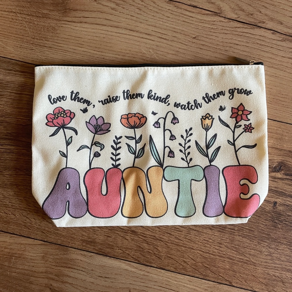 AUNTIE Floral Pouch/Makeup Bag - Cream & Pastel